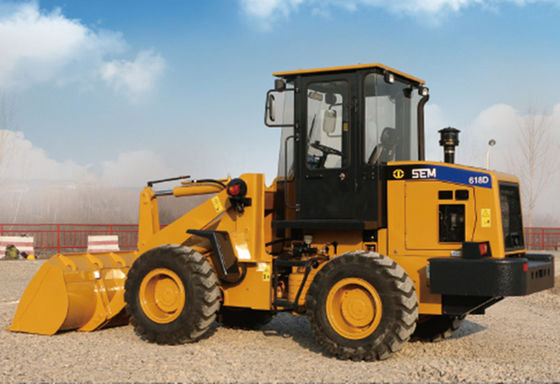 Муниципальный колесный погрузчик SEM618D 1800 кг, транспортирующий подъемную машину